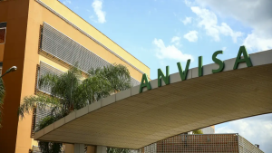 Anvisa manda apreender lotes de remédio usado contra o câncer após suspeita de falsificação