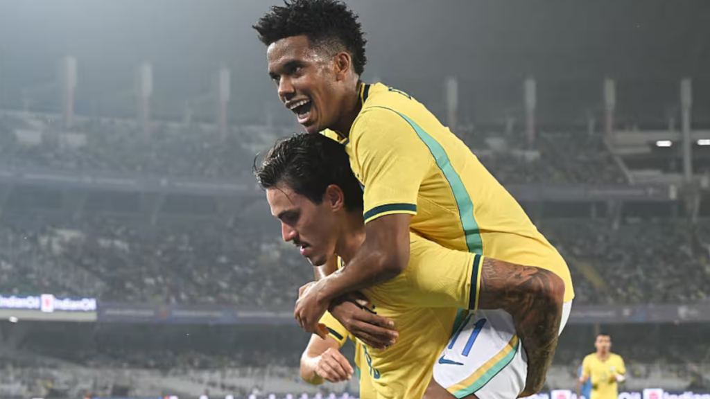 Brasil vence e convence contra a Índia