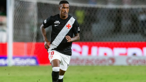 Zagueiro do Vasco, Robert Renan sofre acidente de carro no Rio
