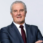Celso Freitas anuncia fim de carreira na TV após 56 anos