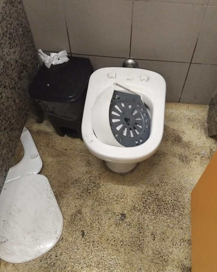 Maracanã sofre depredação após eliminação do Vasco para o Boca Juniors; veja imagens