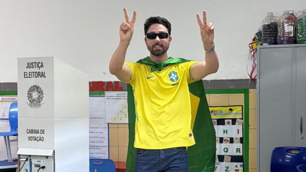 Após dizer que deixaria o Brasil, Rico Melquiades anuncia candidatura pelo PL e promete disputar próxima eleição