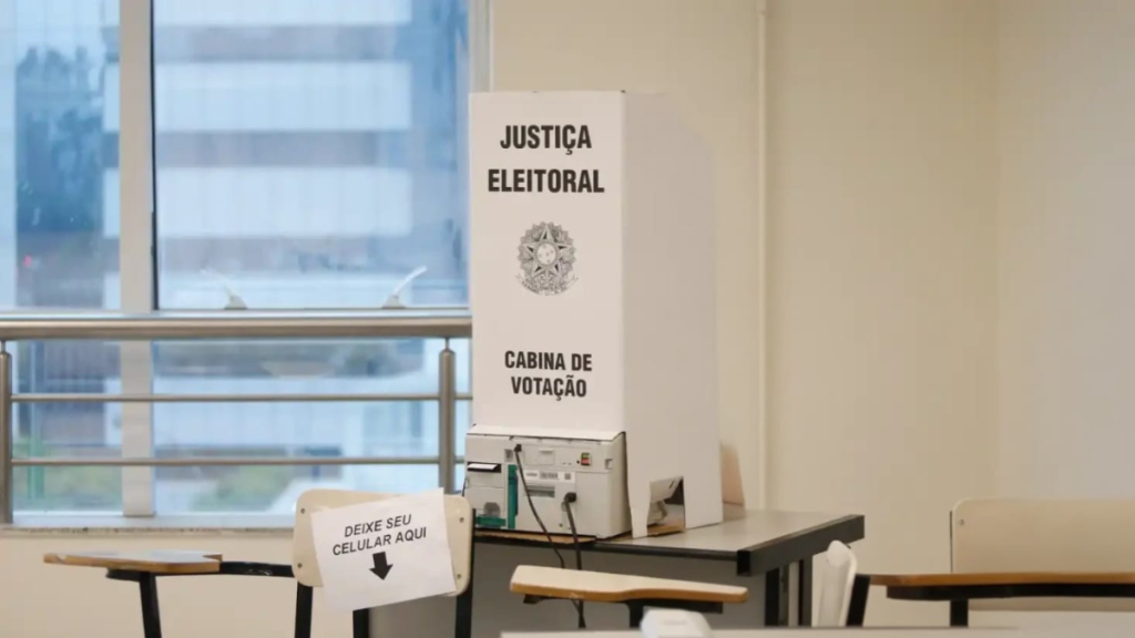 Fiscal do PSD é presa após filmar o próprio voto em Cardoso Moreira