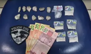 Cais de Jurujuba, em Niterói, região onde ocorreu a prisão por suspeita de tráfico de drogas.