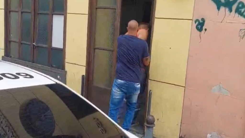 Pai é preso no Rio por abusar sexualmente do próprio filho