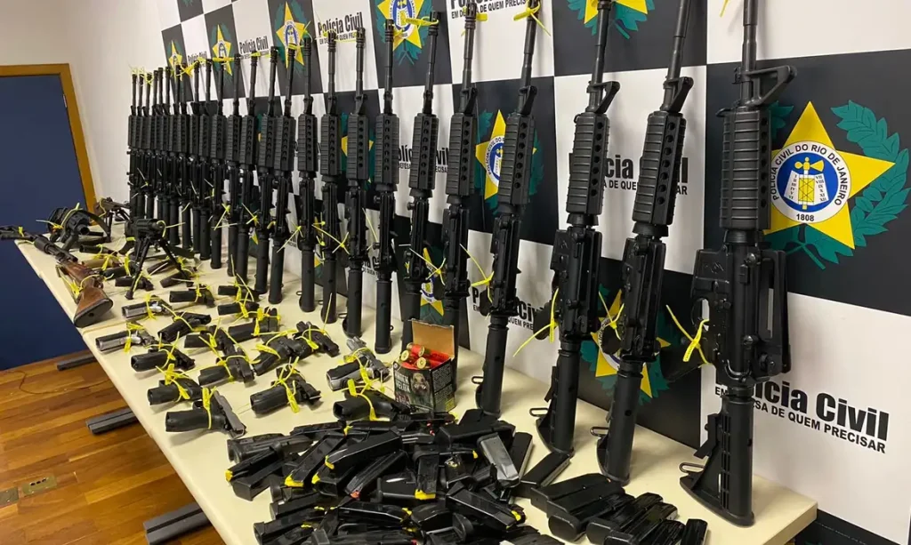 Policiais militares são acusados de traficar armas para fortalecer milicia e facção criminosa. Foto: Arquivo / EBC